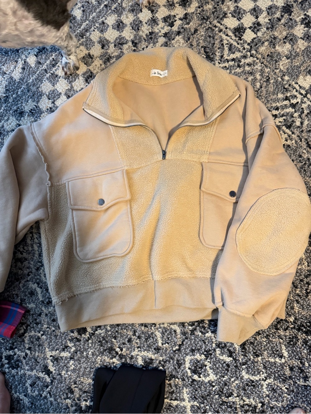In Loom quarter zip sweatshirt medium